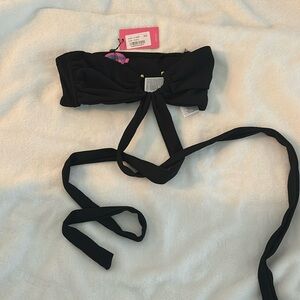 black edikted going out crop top, never worn, has tag,